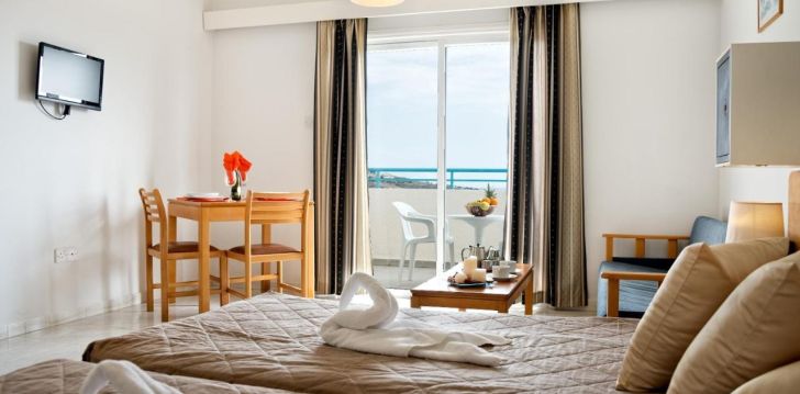 Viešbutis SUNNY HILL HOTEL APARTMENTS įsikūręs Kipras.