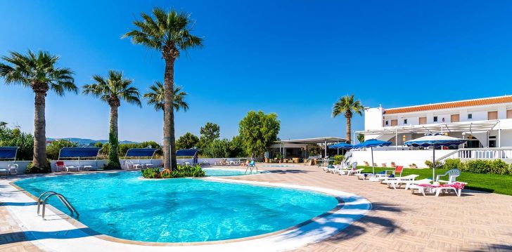 apsistokite SABINA HOTEL viešbutyje už gerą kainą. 