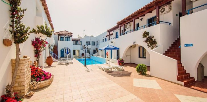Atostogos Graikija – apsistokite viešbutyje ILIANA HOTEL APARTMENTS
