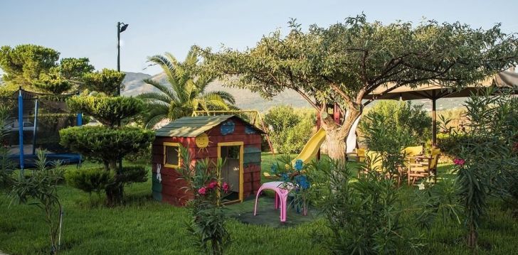 Viešbutis STUDIOS PAHNIS įsikūręs Graikija.