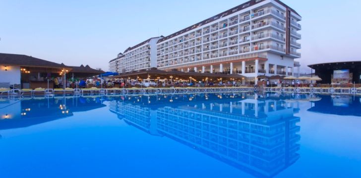 Atostogos su šeima 5* Eftalia Splash Resort Hotel viešbutyje su vandens kalneliais 1