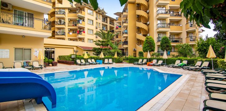 Viešbutis KLEOPATRA ROYAL PALM HOTEL įsikūręs Turkija.