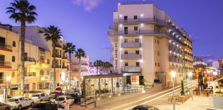 Apsistokite PRIMERA HOTEL viešbutyje už gerą kainą. 