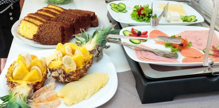 Apsistokite DIMITRA & EVDOKIA HOTEL viešbutyje už gerą kainą.