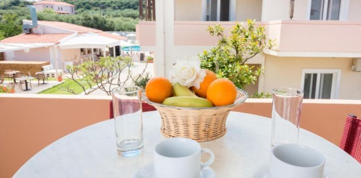 Planuoji kelionę į Graikija? apsistokite 2 viešbutyje DIMITRA & EVDOKIA HOTEL. 
