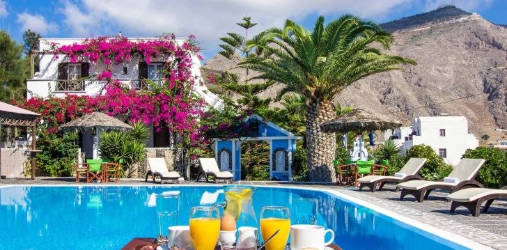 Atostogos Graikija – apsistokite viešbutyje HOLIDAY BEACH RESORT