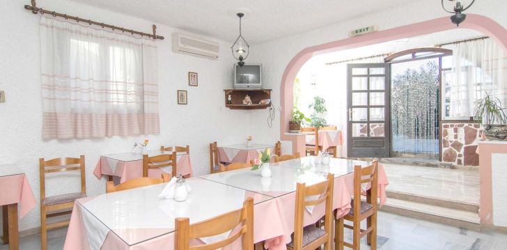 Rinkitės viešbutį HOLIDAY BEACH RESORT kelionei į Graikija
