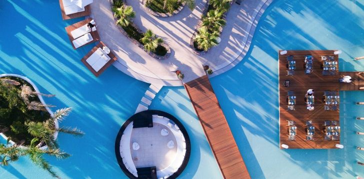 Viešbutis STELLA ISLAND LUXURY RESORT & SPA įsikūręs Graikija. 