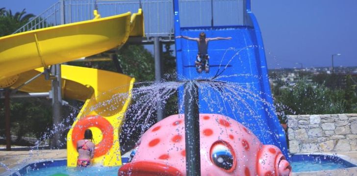 Tavęs laukia poilsis Graikija įsikūrusiame MEDITERRANEO