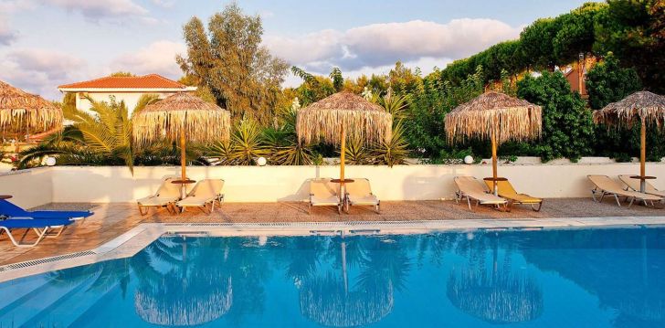 Apsistokite IONIAN SEA – viešbutis su vandens parku ir daug pramogų viešbutyje už gerą kainą.