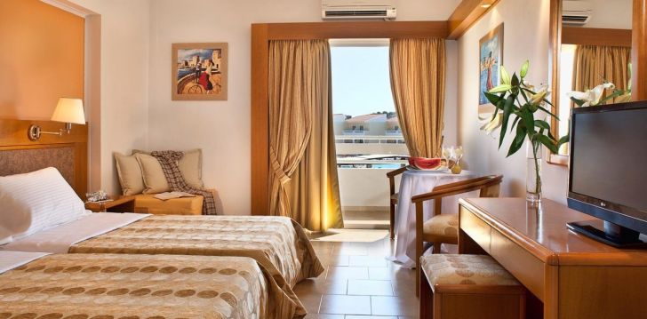Viešbutis CEPHALONIA  PALACE – puikus pasirinkimas graikiškoms atostogoms šalia smėlio paplūdimio įsikūręs Graikija.