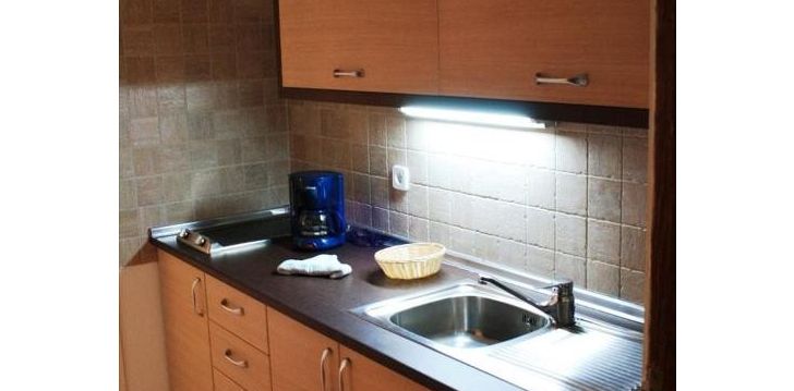 apsistokite APARTAMENTOS MATORRAL viešbutyje už gerą kainą. 