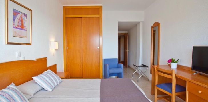 Viešbutis HOTEL CALA FERRERA įsikūręs Ispanija.