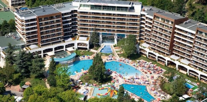 Apsistokite FLAMINGO GRAND HOTEL & SPA viešbutyje už gerą kainą.