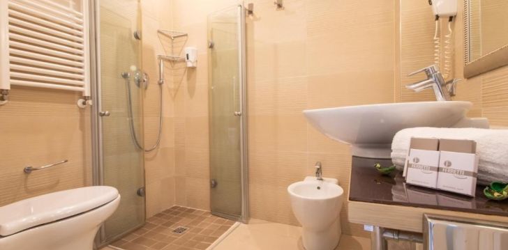 Geras kainos ir kokybės santykis atostogoms - viešbutis FERRETTI BEACH