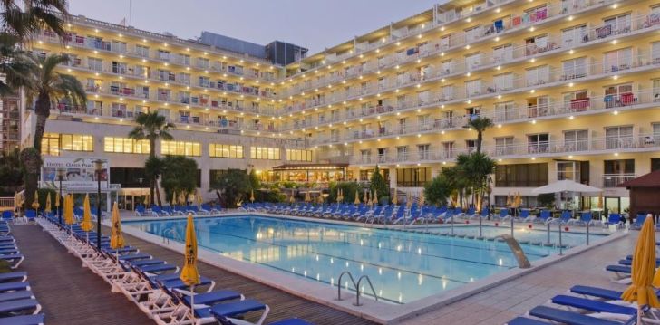 apsistokite HOTEL GHT OASIS PARK & SPA viešbutyje už gerą kainą. 