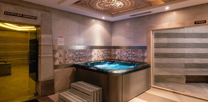 geras kainos ir kokybės santykis atostogoms - viešbutis AMC ROYAL HOTEL & SPA