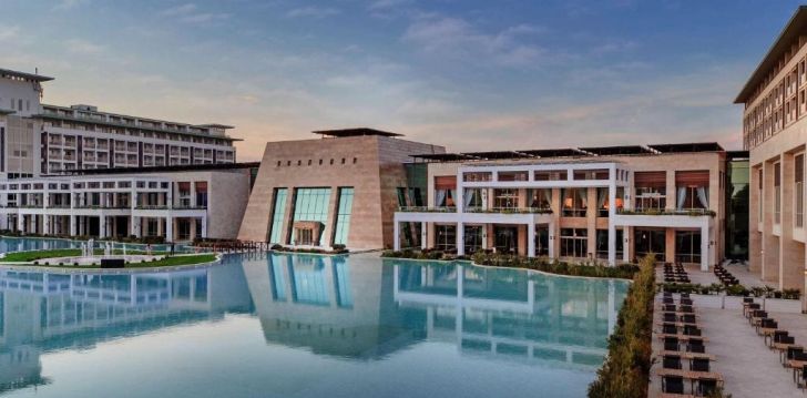 apsistokite RIXOS PREMIUM BELEK viešbutyje už gerą kainą. 