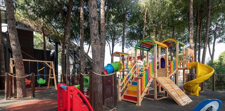 viešbutis VOYAGE BELEK GOLF & SPA įsikūręs Turkija.