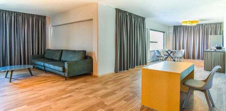 Apsistokite KRESTEN PALACE HOTEL viešbutyje už gerą kainą. 