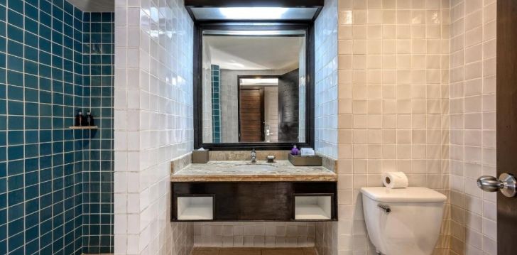 Viešbutis CENTARA KATA RESORT PHUKET (SHA PLUS+) įsikūręs Tailandas.