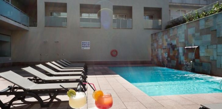 Viešbutis 4R HOTEL MIRAMAR CALAFELL įsikūręs Ispanija.