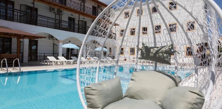 apsistokite LEFKIMI HOTEL viešbutyje už gerą kainą. 
