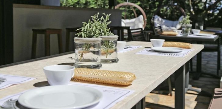 apsistokite LENA MARE BOUTIQUE HOTEL viešbutyje už gerą kainą.