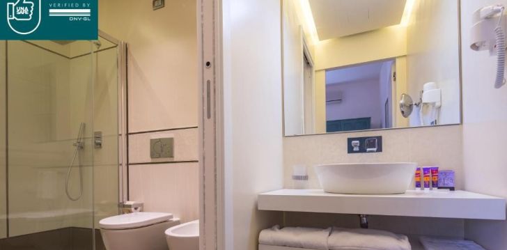 viešbutis UNAHOTELS NAXOS BEACH SICILIA įsikūręs Italija.