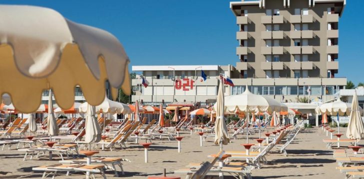 Atostogos prie Adrijos jūros – Riminyje 4* viešbutyje ASCOT! 6