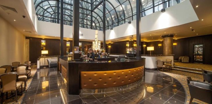 apsistokite THE PRESIDENT HOTEL viešbutyje už gerą kainą. 