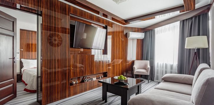 Viešbutis TOURIST HOTEL COMPLEX įsikūręs Ukraina.