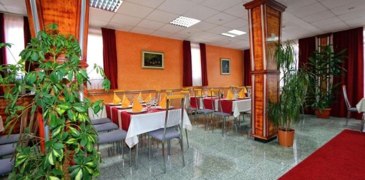 Rinkitės viešbutį PODOSTROG kelionei į Juodkalnija