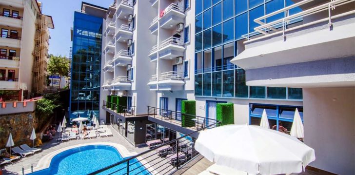 Apsistokite RAMIRA CITY HOTEL viešbutyje už gerą kainą. 