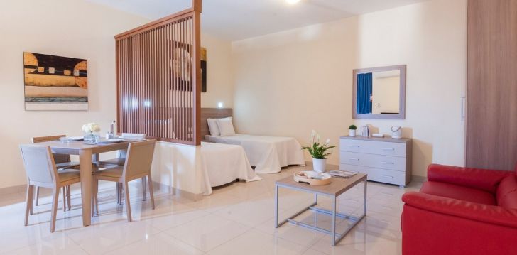 Apsistokite BLUBAY APARTMENTS viešbutyje už gerą kainą. 