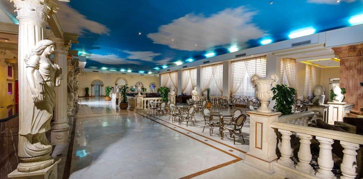 TITANIC PALACE - klientų vertinamas, kaip geras kainos ir kokybės santykis.