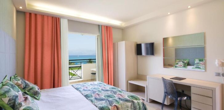 Viešbutis MAREBLUE BEACH RESORT įsikūręs Graikija. 