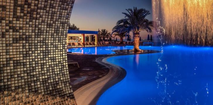 MAREBLUE BEACH RESORT - klientų vertinamas, kaip geras kainos ir kokybės santykis. 