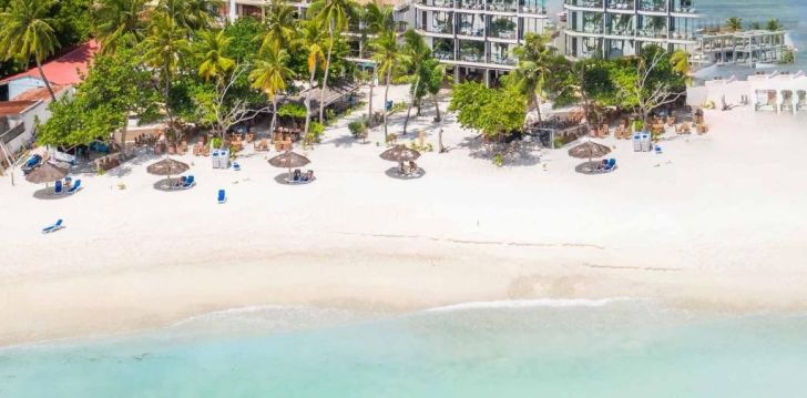 Apsistokite ARENA BEACH & FUSHI SEAVIEW viešbutyje už gerą kainą.