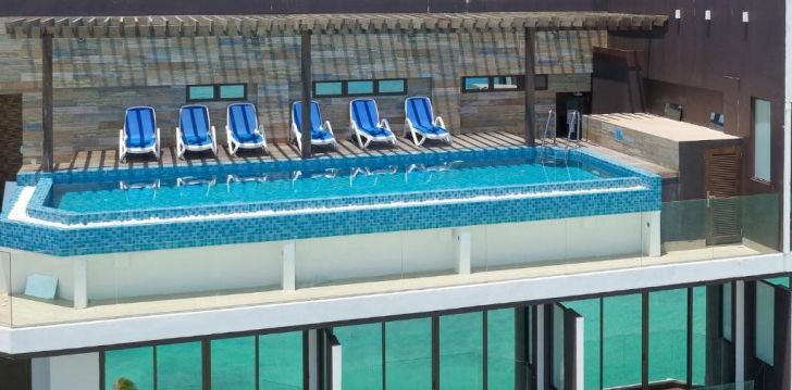 Planuoji kelionę į Maldyvai? apsistokite 4 viešbutyje ARENA BEACH & FUSHI SEAVIEW. 