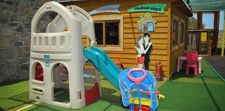planuoji kelionę į Graikija? apsistokite 4 viešbutyje ELOUNDA WATER PARK RESIDENCE.