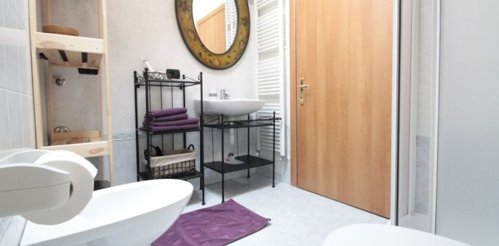 Planuoji kelionę į Italija? apsistokite 3 viešbutyje CHALET FLORIN APARTMENTS.