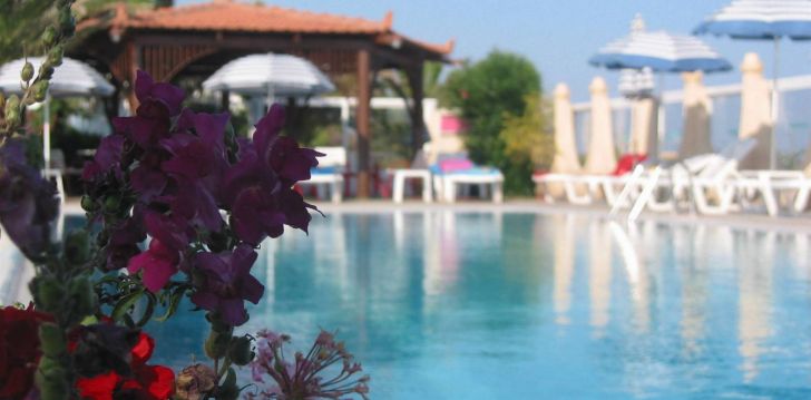 Geras kainos ir kokybės santykis atostogoms - viešbutis NIRVANA BEACH HOTEL