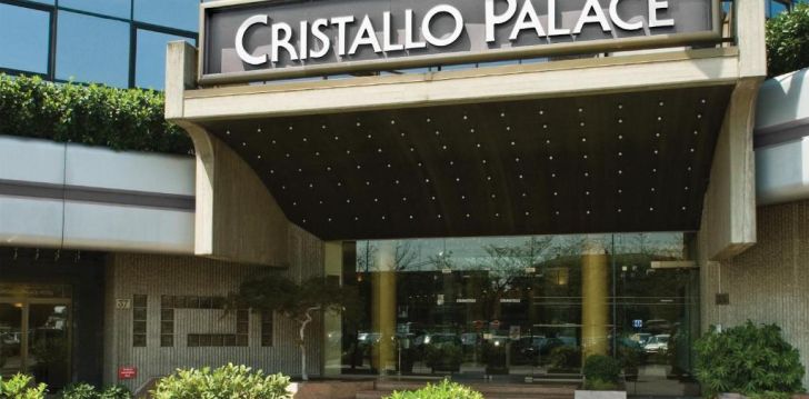 Apsistokite STARHOTELS CRISTALLO PALACE viešbutyje už gerą kainą. 
