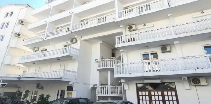 Apsistokite APARTMENTS ROOM JOVANA viešbutyje už gerą kainą. 