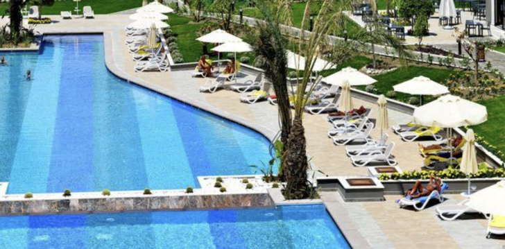 tavo atostogos prasideda viešbutyje SEADEN VALENTINE RESORT & SPA