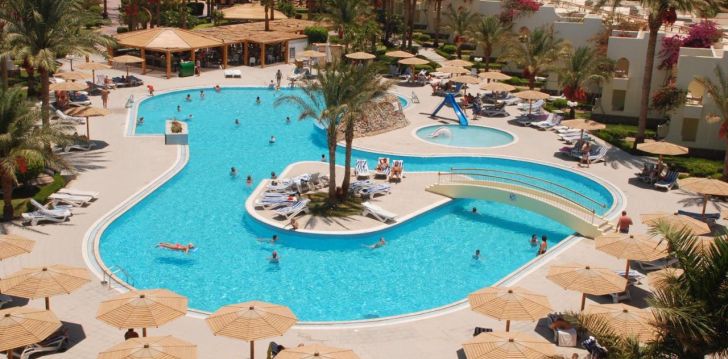 apsistokite PALM BEACH RESORT viešbutyje už gerą kainą. 
