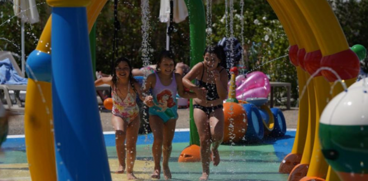 Viešbutis THE WAVE RESORT įsikūręs Bulgarija. 