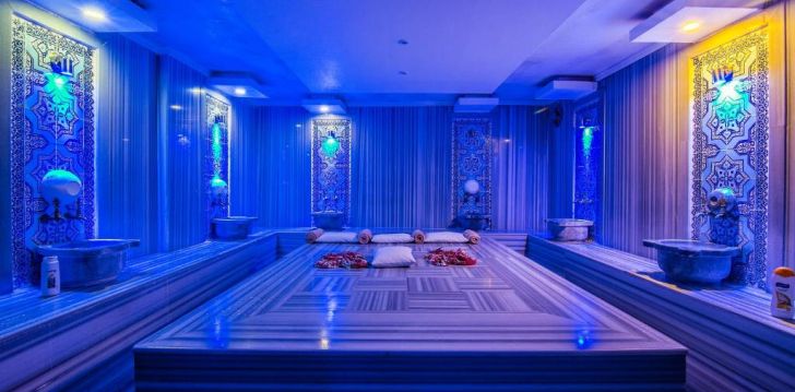 tavo atostogos prasideda viešbutyje KLEOPATRA BLUE HAWAII