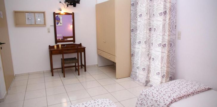 Patogus viešbutis jūsų kelionei – 3* HAPPY DAYS STUDIOS